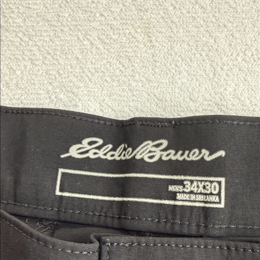 Eddie Bauer Men's Black Chinos - Picture 12 of 14